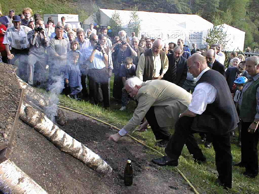 Anznden des Kohlenmeilers